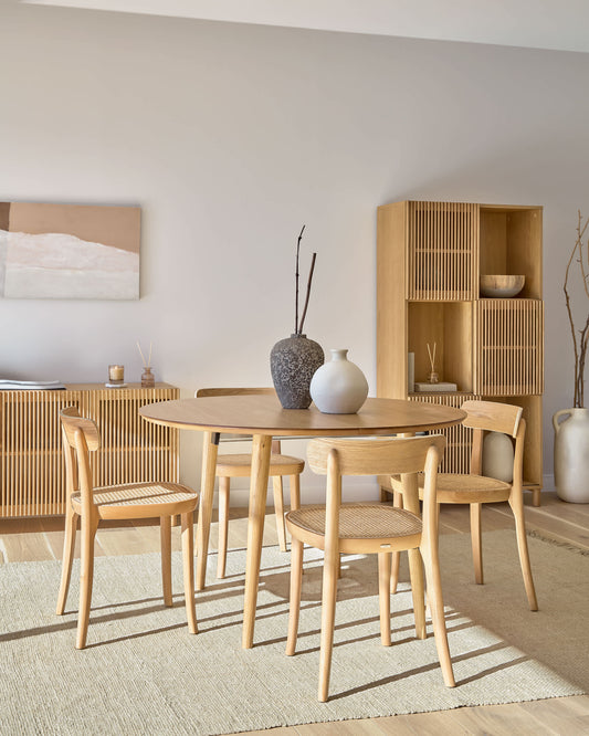 Tavolo rotondo allungabile Oqui impiallacciato rovere gambe in massello Ø 120(200)x 120cm