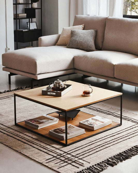 Tavolino Yoana impiallacciato rovere e struttura in metallo verniciato nero 80 x 80 cm