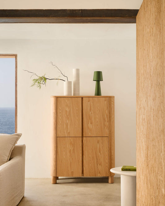 Credenza alta Salaya in compensato di frassino 100 x 134 cm