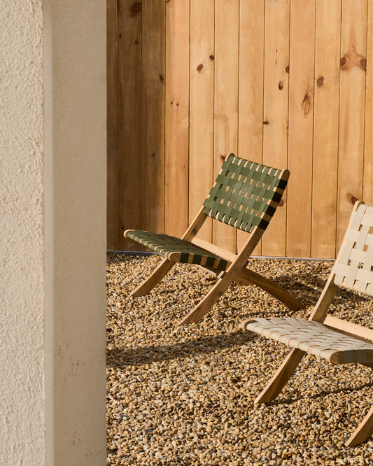 Sedia pieghevole Chabeli in legno massello di acacia e corda verde
