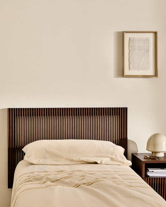 Testiera Beyla in legno massiccio di frassino con finitura noce per letto da 90 cm