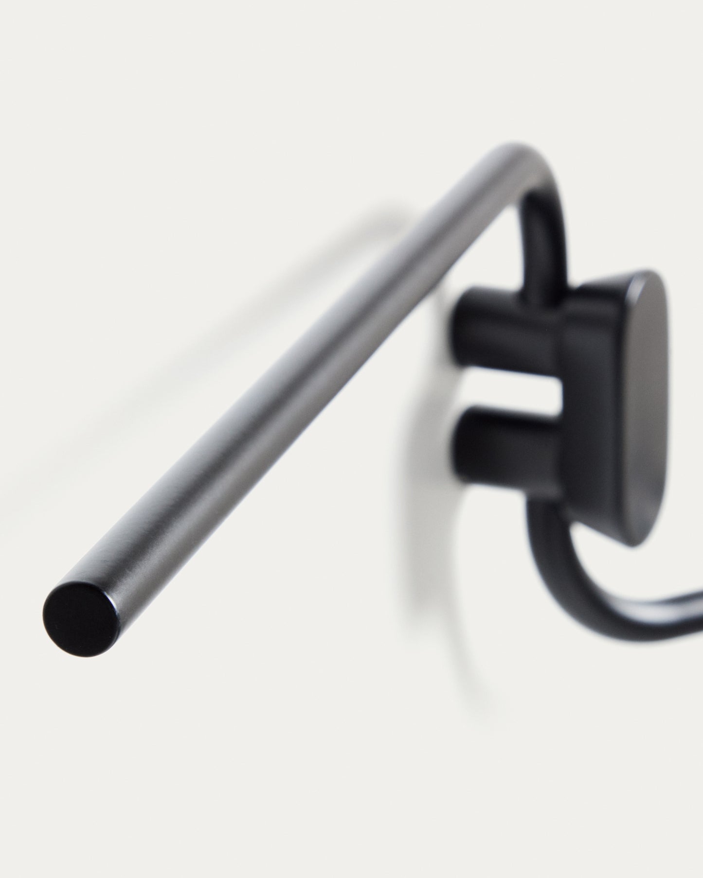 Portasciugamani Arely con 2 bracci in metallo nero