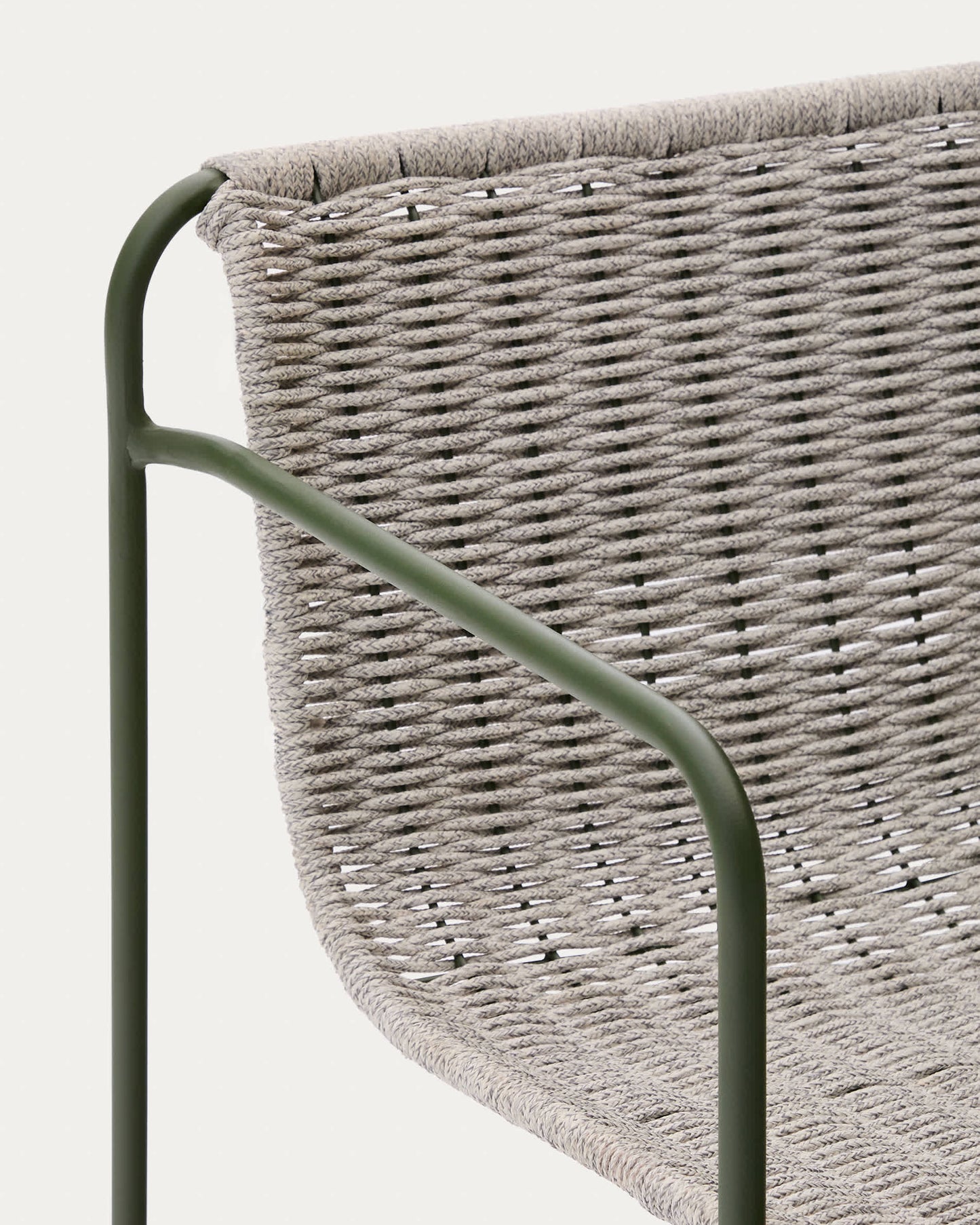 Sgabello Maurina in acciaio zincato verde e corda ecru e grigia 74,5 cm