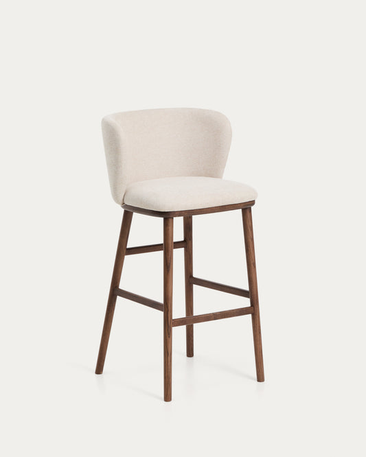Sgabello Ciselia in ciniglia beige e gambe in legno massiccio di frassino con finitura noce 75 cm