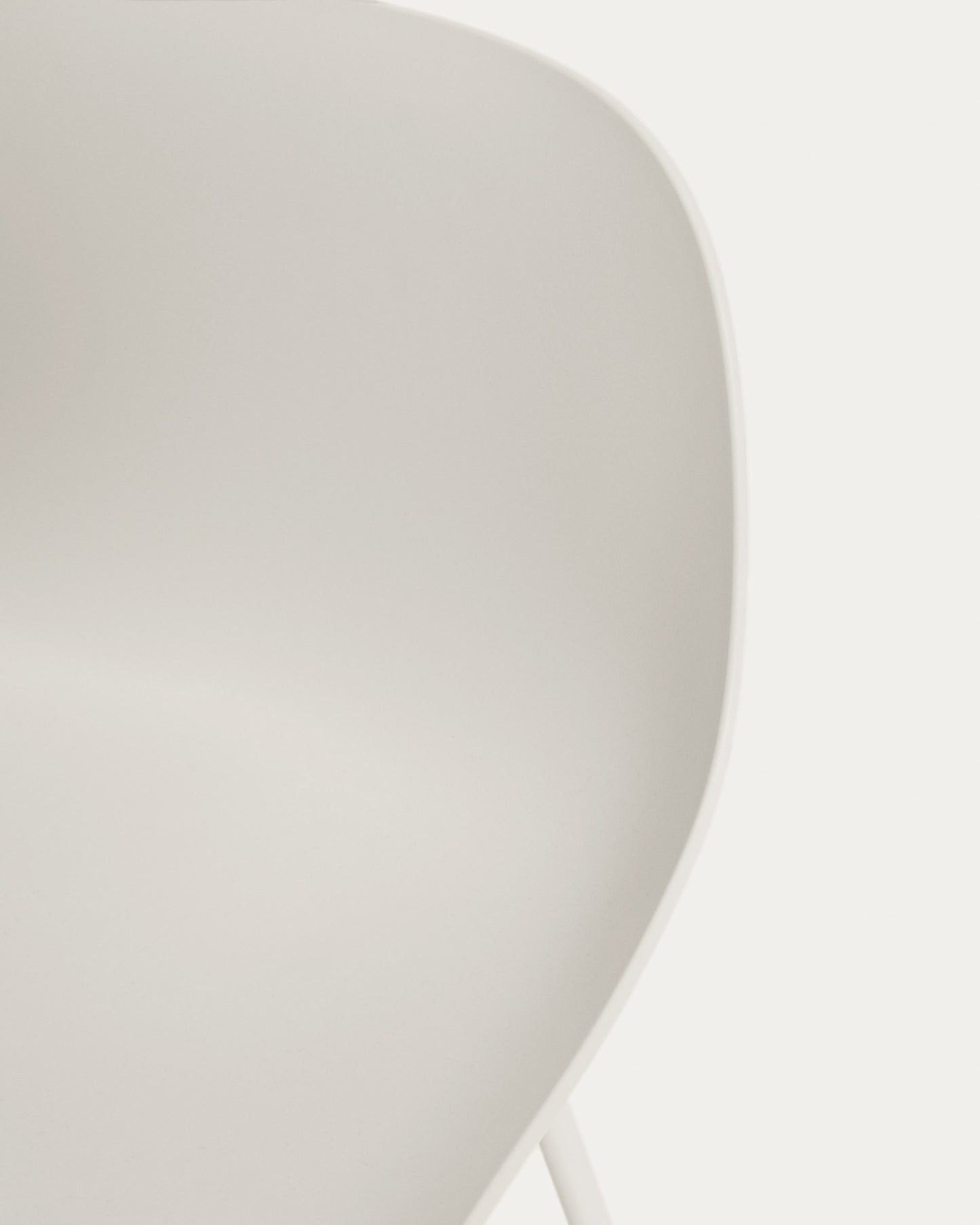 Sgabello Altea beige con gambe in acciaio finitura beige 65 cm