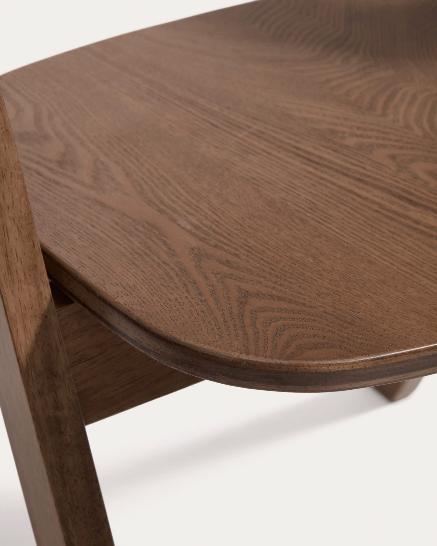 Sedia Godia in impiallacciato di rovere con finitura noce