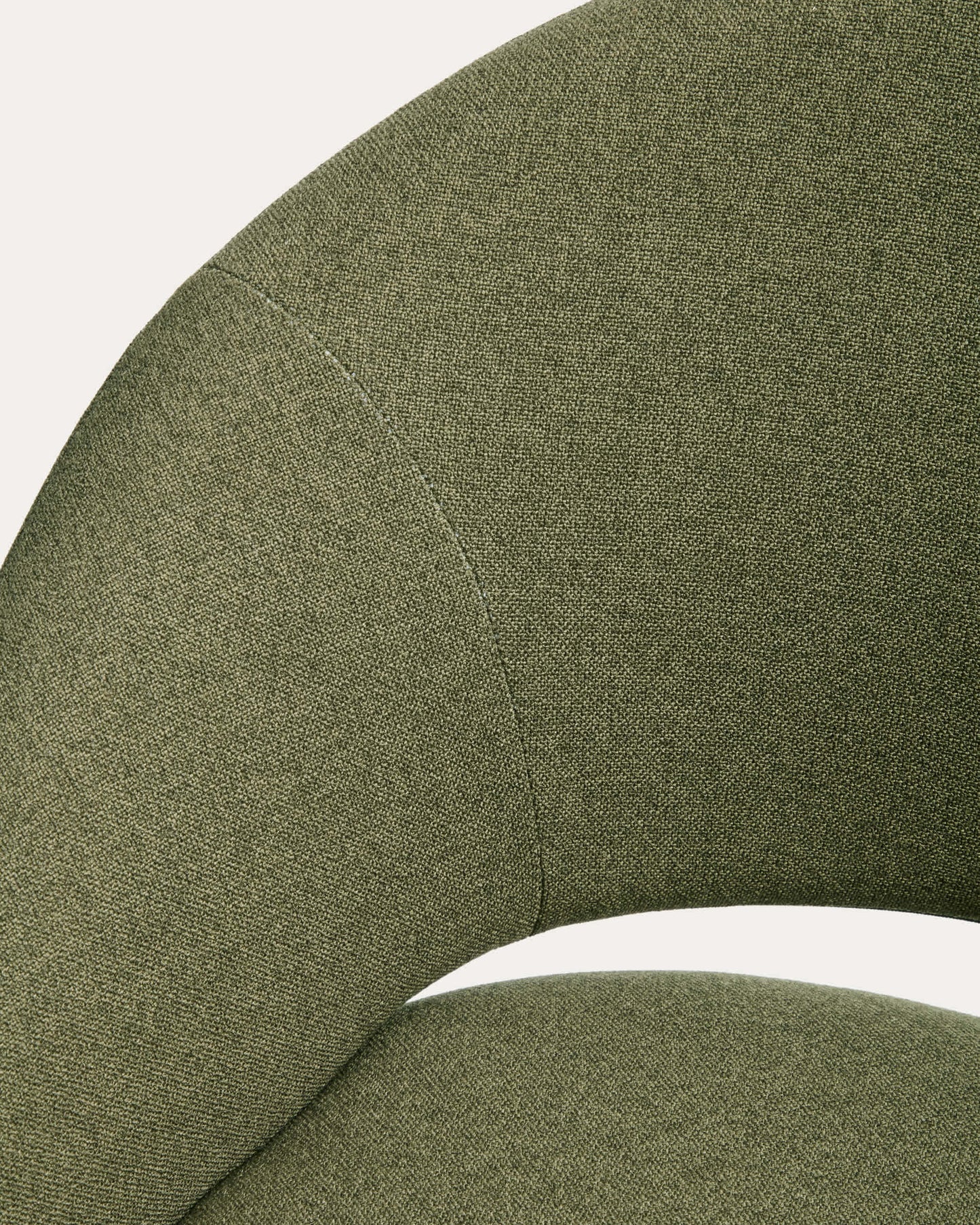 Sedia Bonali in ciniglia verde con gambe in metallo verde FSC Mix Credit
