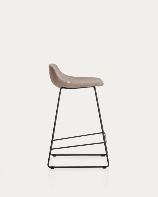 Sgabello Zahara in ciniglia marrone con gambe in acciaio rifinito in nero 76 cm FSC 100%