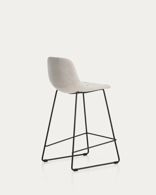 Sgabello Zahara in ciniglia beige con gambe in acciaio rifinito in nero 65 cm FSC 100%