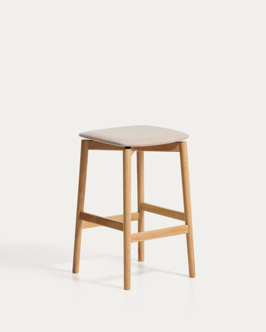 Sgabello Evera in ciniglia beige e impiallacciato di rovere con finitura naturale 65 cm
