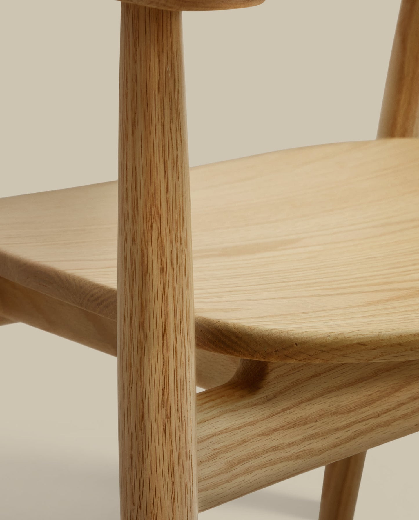 Sedia Fondes in legno massiccio di rovere con finitura naturale FSC Mix Credit