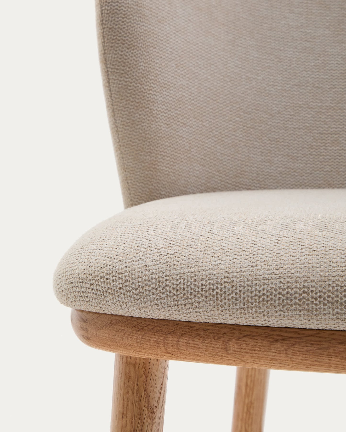 Sgabello Ciselia ciniglia beige legno di frassino finitura tono naturale 75 cm