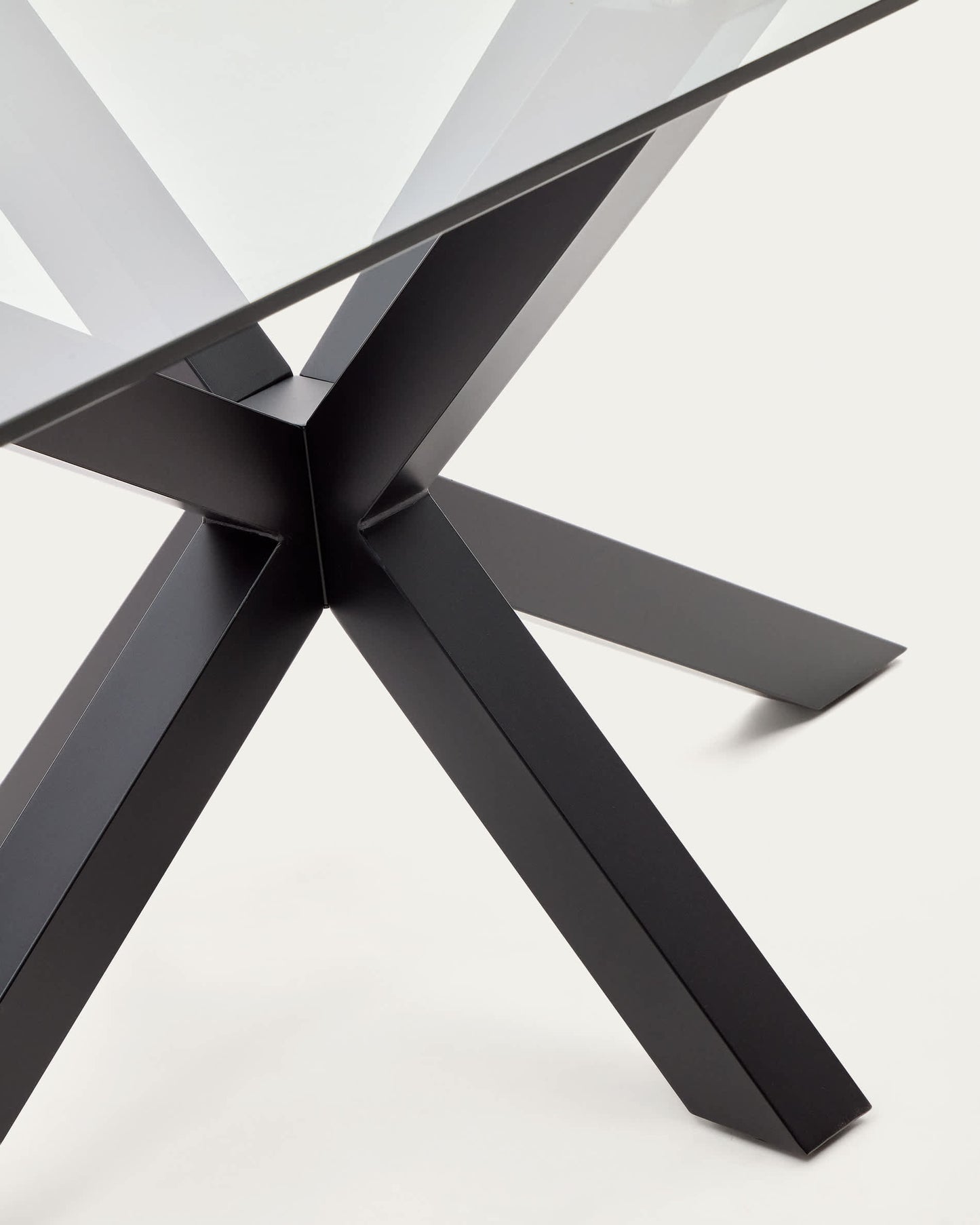 Tavolo Argo in vetro e gambe in acciaio finitura nera 180 x 100 cm