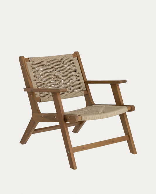 Poltrona Geralda in legno di acacia con finitura scura