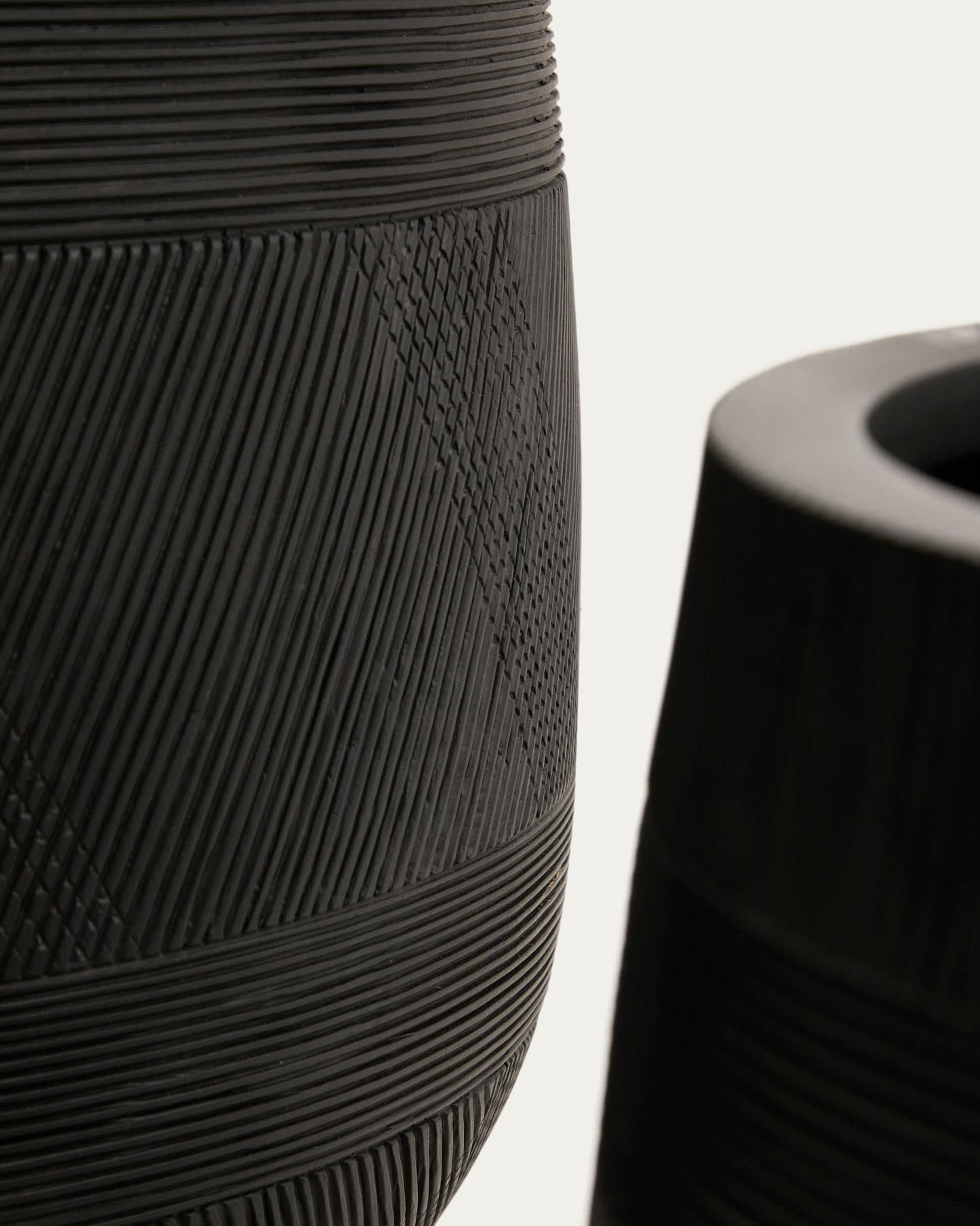 Set di 2 fioriere Tival effetto cemento nero Ø 50 cm / Ø 34 cm