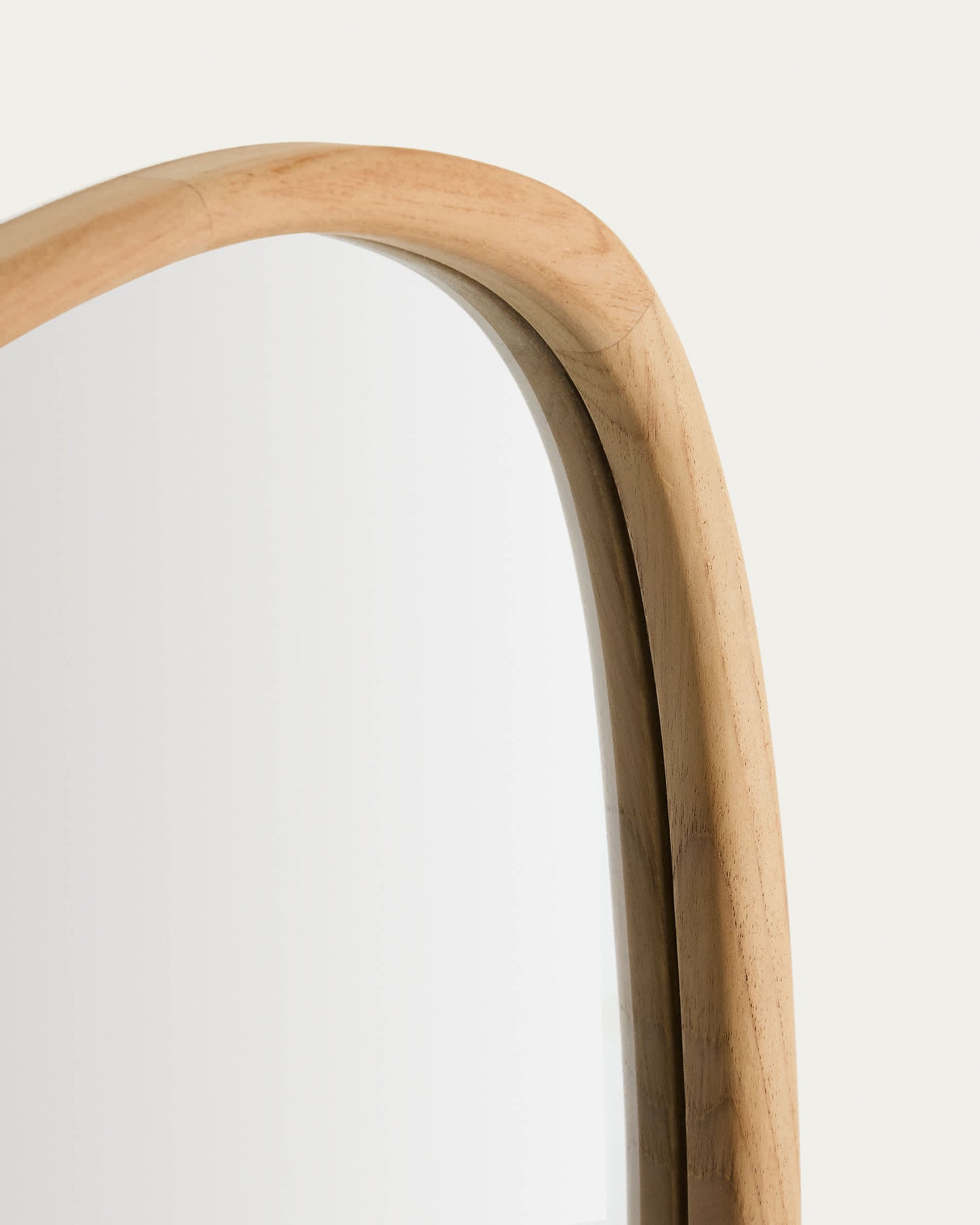 Specchio Alura in legno di teak 45,5 x 47 cm