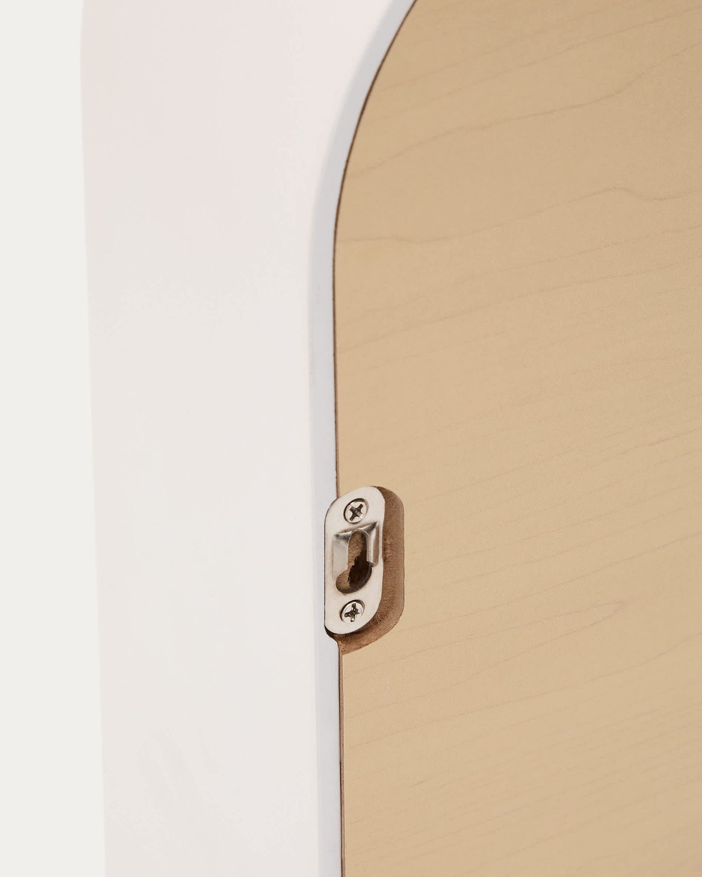 Specchio Salaya in legno compensato di frassino con finitura laccata beige 90 x 60 cm