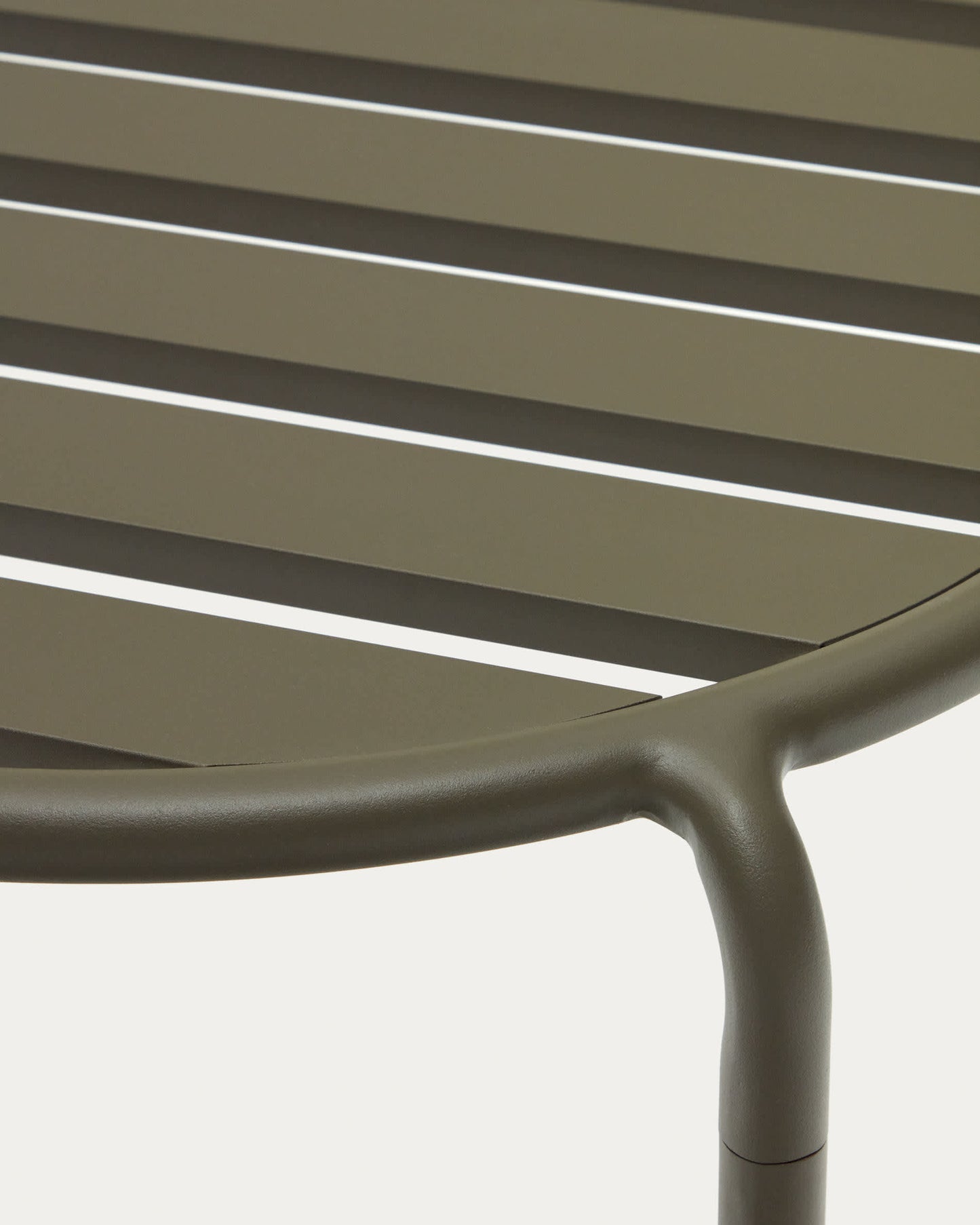 Tavolino da esterno Joncols in alluminio verniciato verde Ø 60 cm