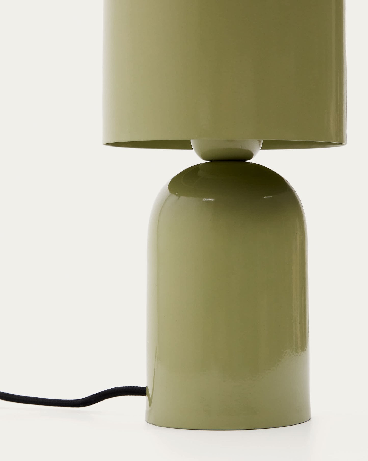 Lampada da tavolo Monze in metallo verniciato verde chiaro