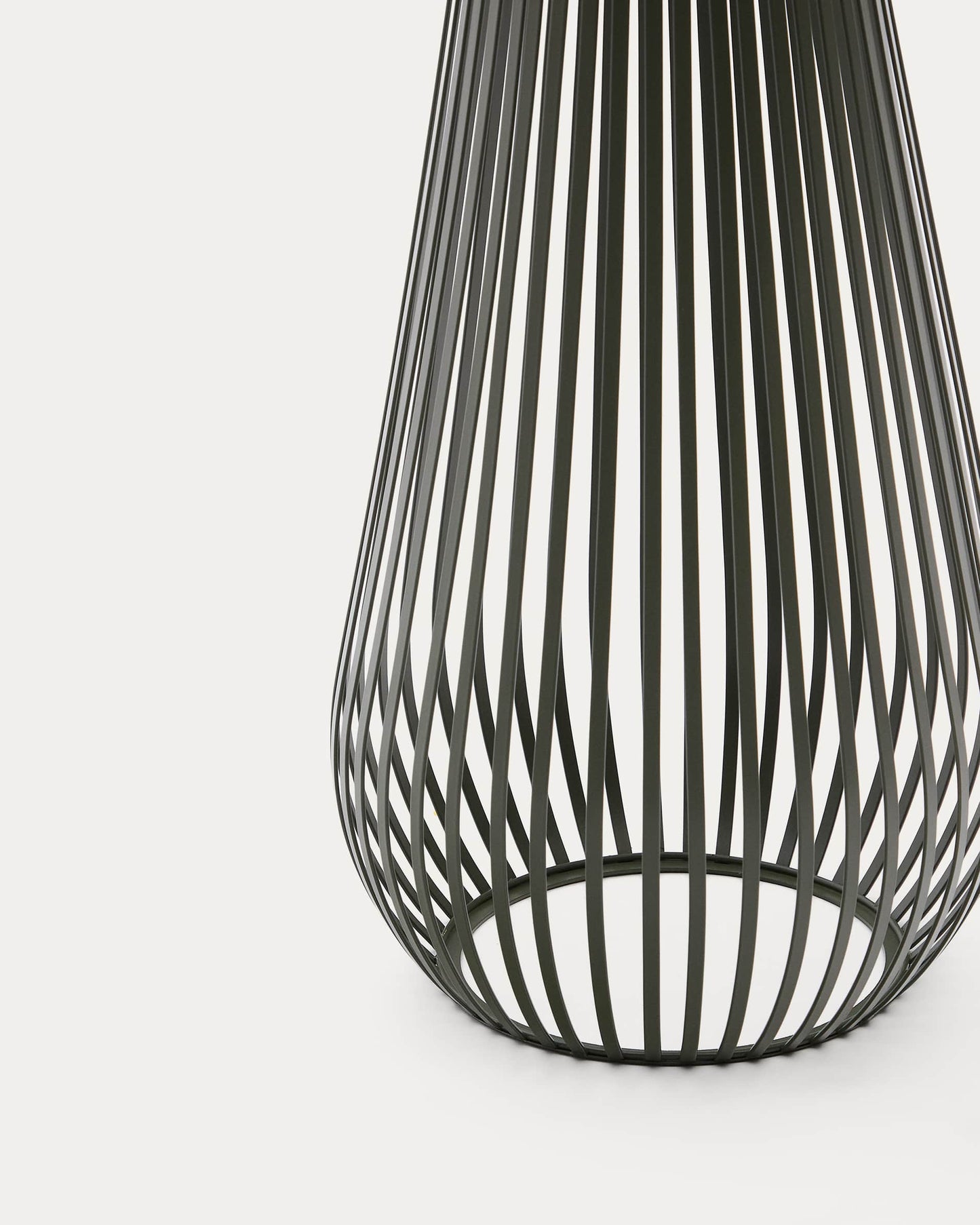 Lampada da terra solare Reiba in metallo verde