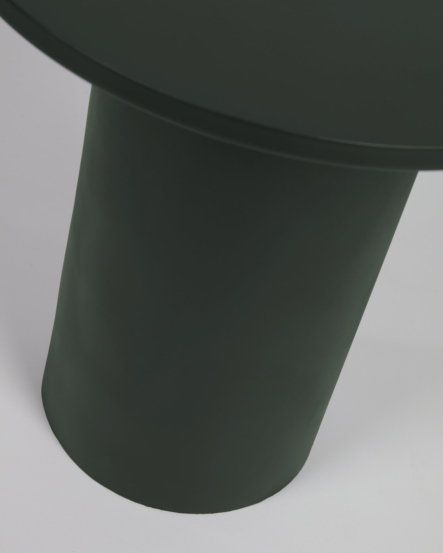 Tavolino rotondo Fleksa in metallo verde scuro Ø 45 cm