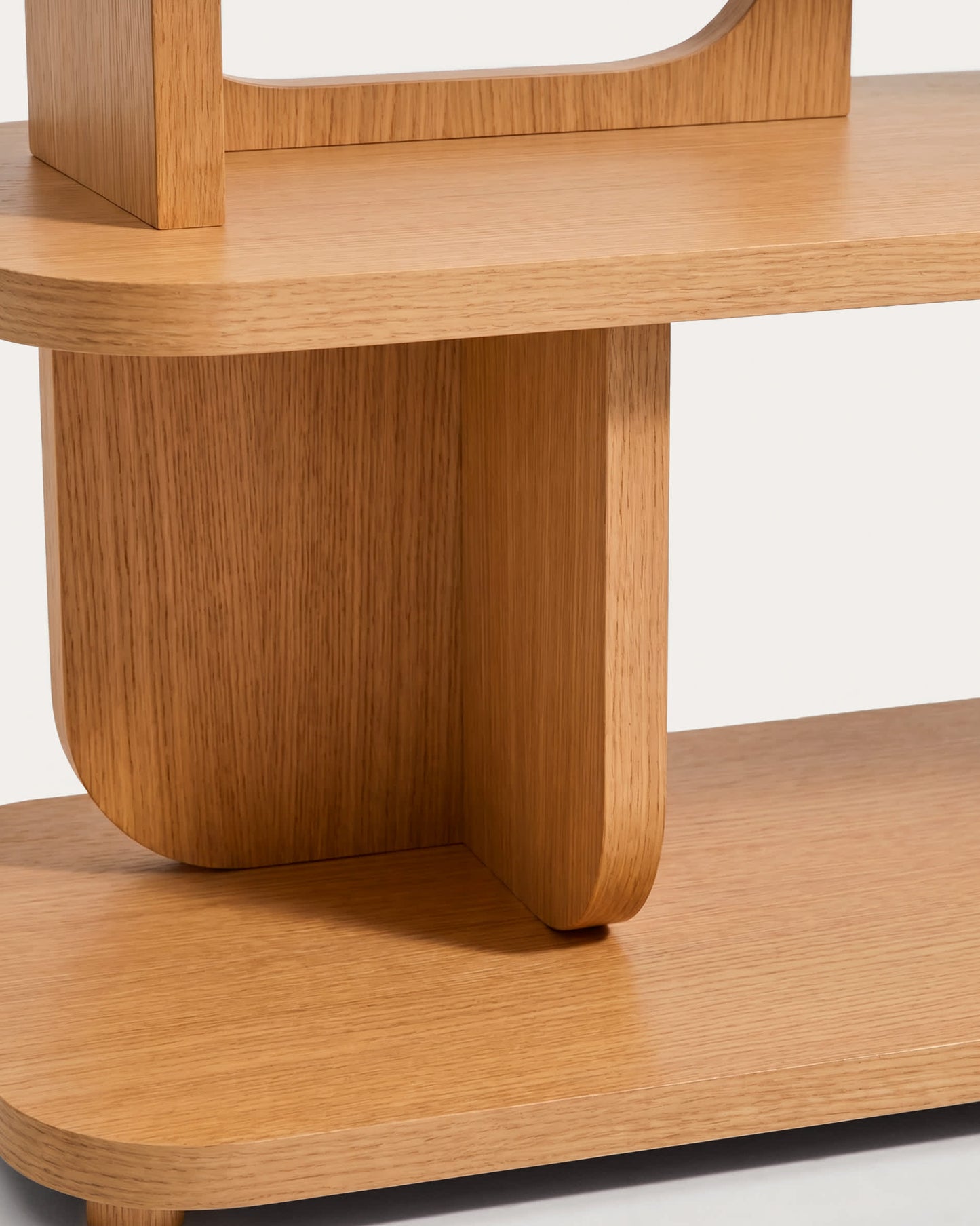 Scaffalatura Aduma in impiallacciatura in rovere con finitura naturale FSC 100% 100 x 65 cm