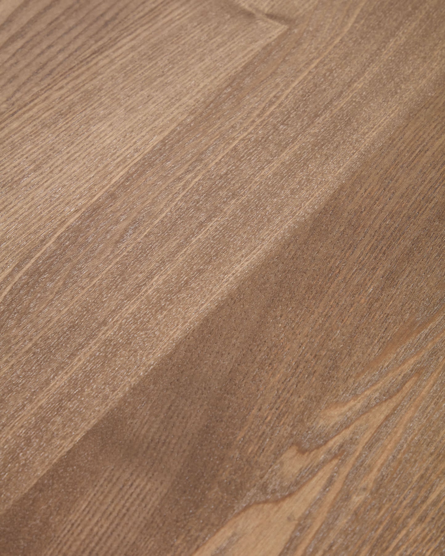 Comò Helvine con 3 cassetti in impiallacciato di frassino con finitura noce 90 x 78 cm FSC 100%