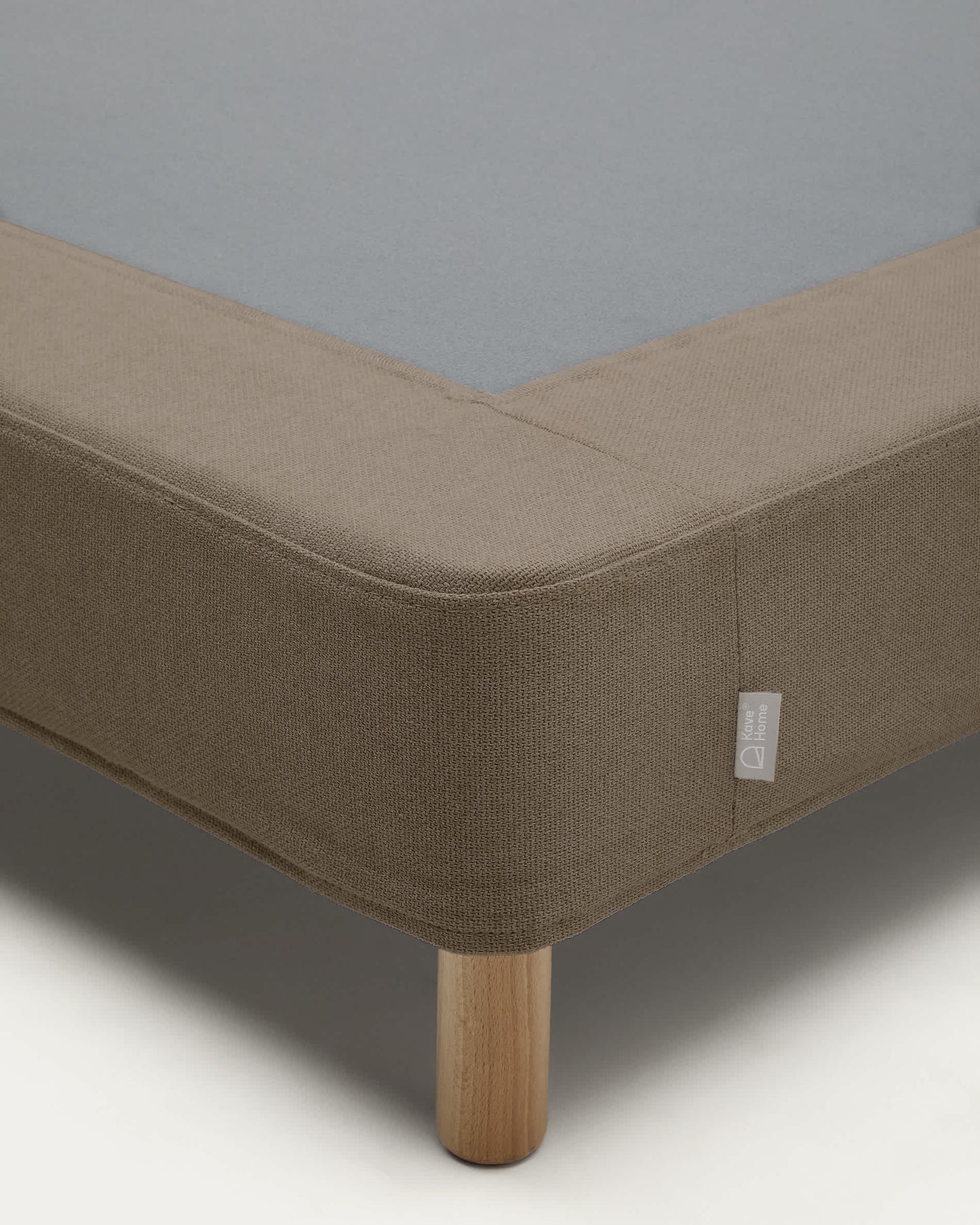Base sfoderabile Ofelia marrone con gambe in legno massiccio di faggio per materasso da 180 x 200 cm