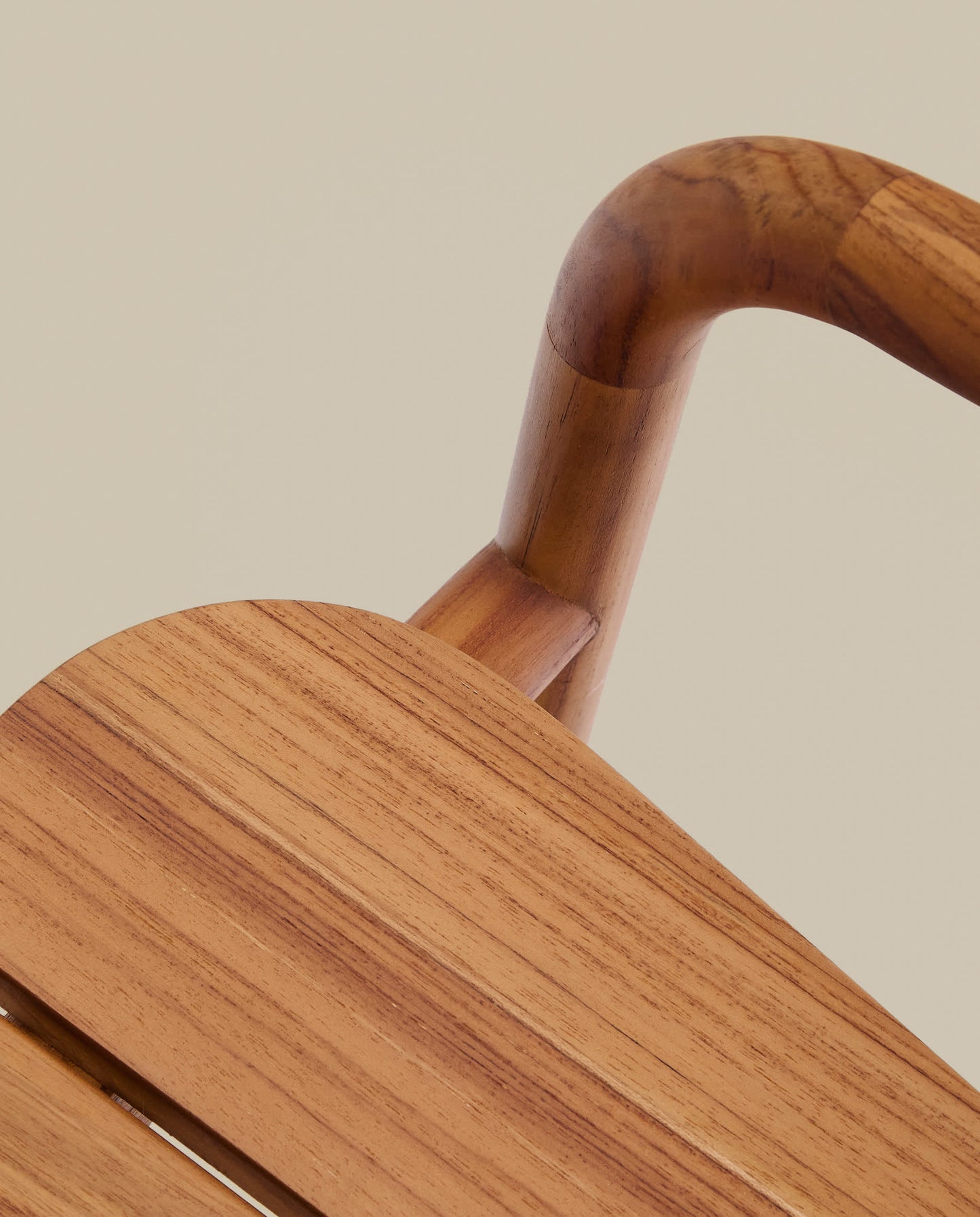 Sgabello da esterno Turqueta in legno massiccio di teak FSC al 100%, altezza 65 cm