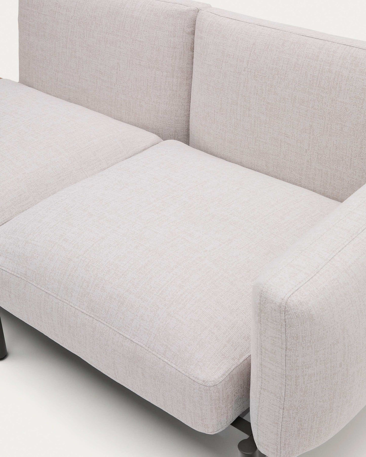 Divano modulare da esterno Sorells 3 posti con rivestimento beige e in alluminio grigio con tavolo in teak 341 x 113 cm FSC 100% FSC