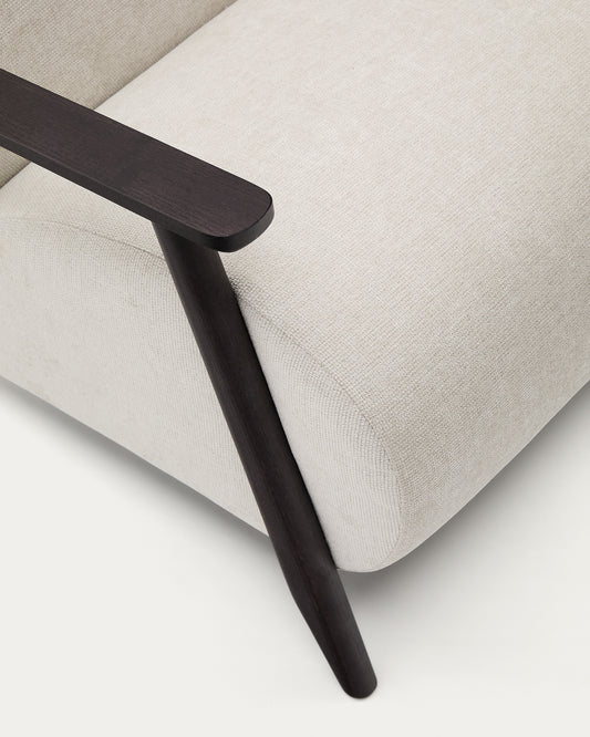 Poltrona Meghan in ciniglia perla e legno massello di frassino con finitura wengè