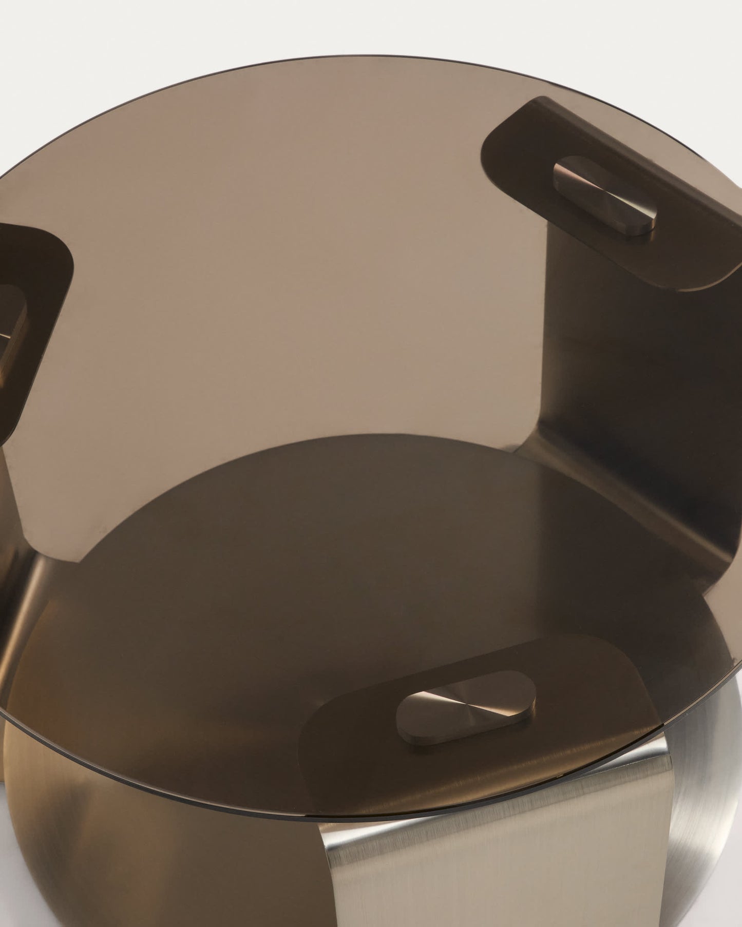 Tavolino da salotto Dolven in vetro marrone e acciaio spazzolato Ø60 cm