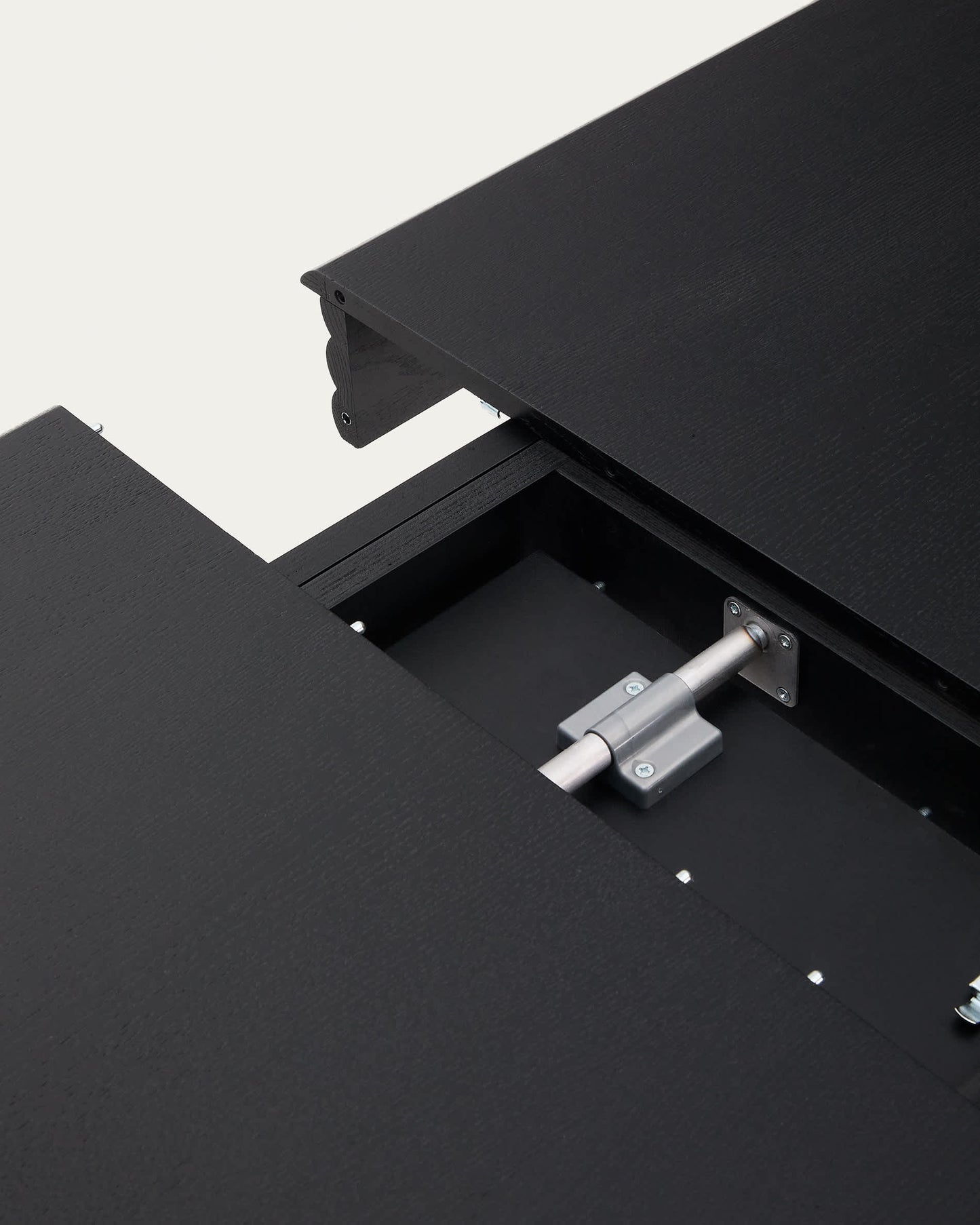 Tavolo allungabile Lenon in impiallacciatura e legno massello di rovere nero 160(200)x90 cm