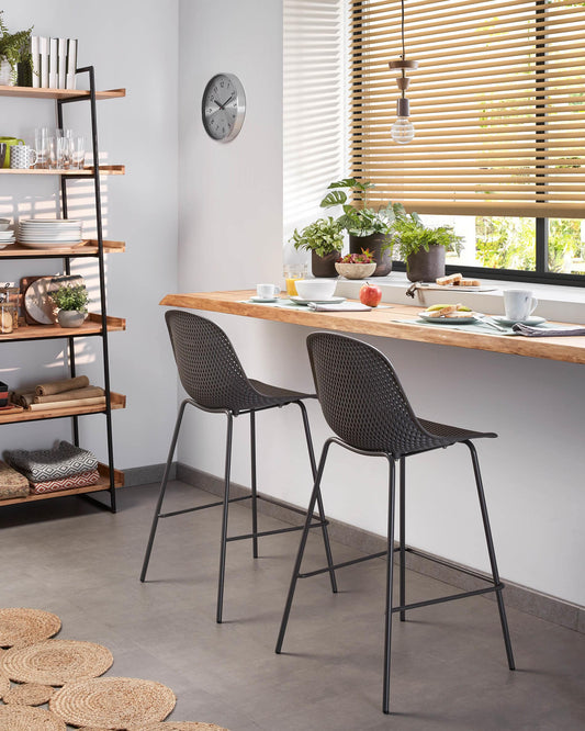 Sgabello Quinby grigio altezza 75 cm