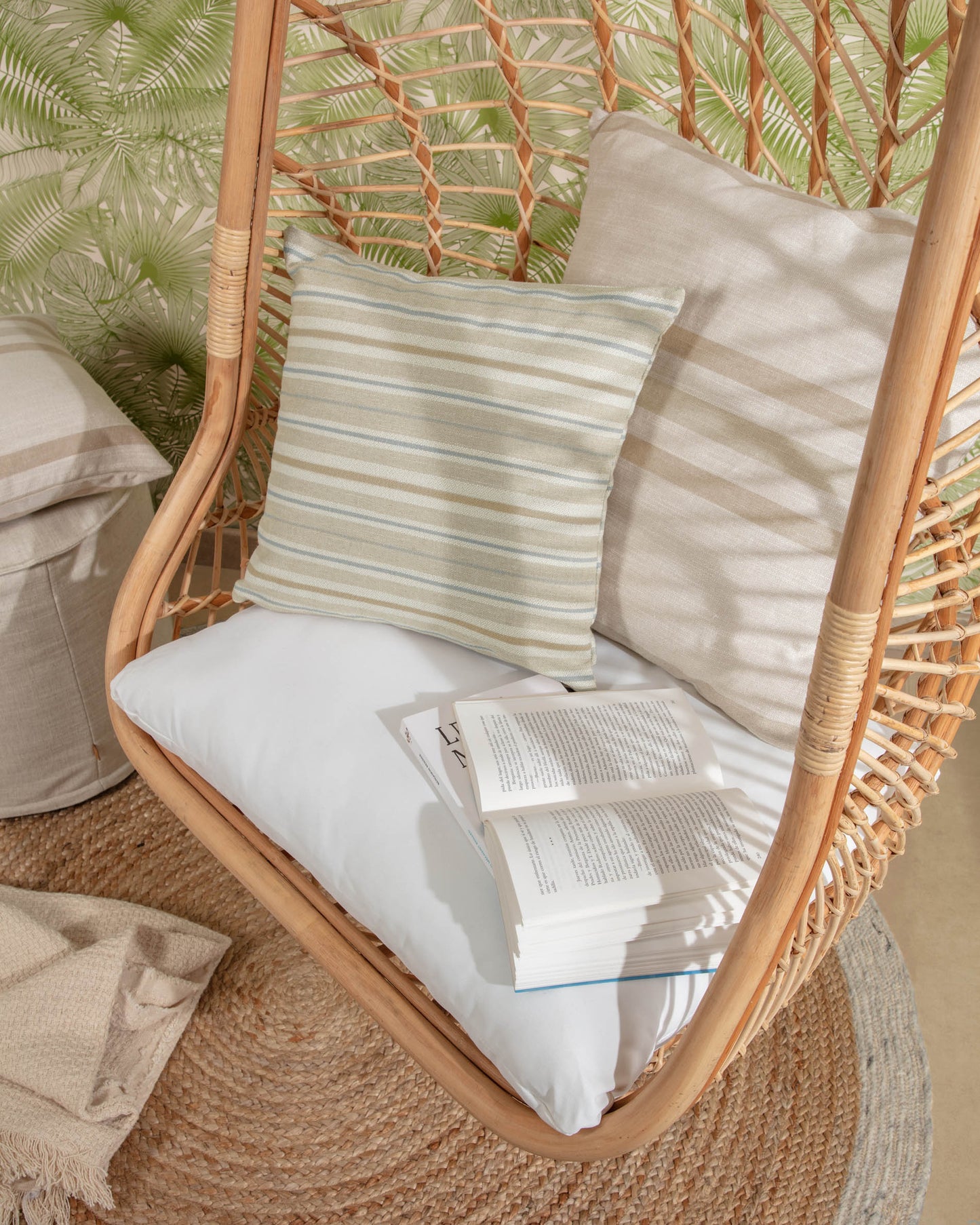 Sedia sospesa Ekaterina in rattan