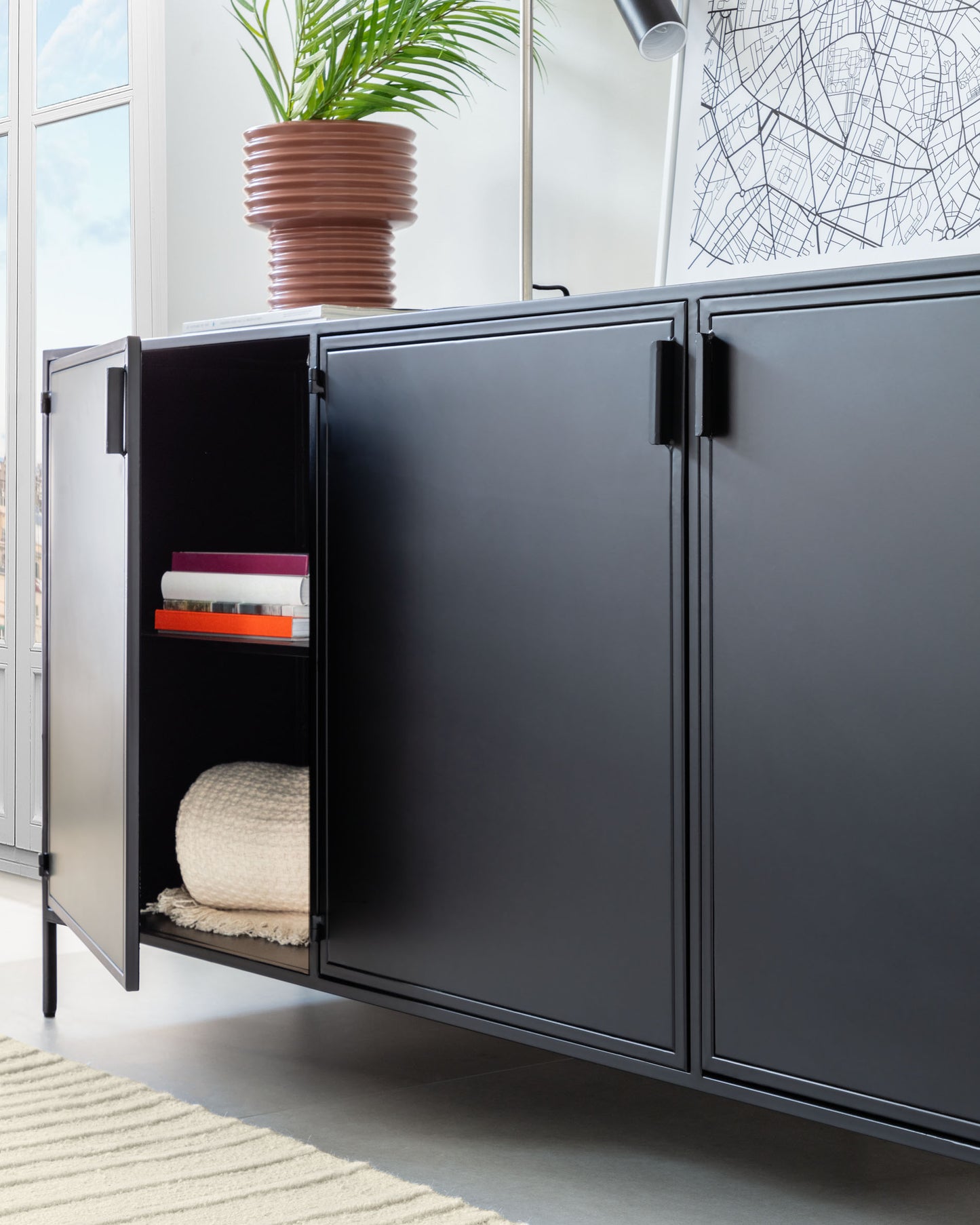 Credenza Shantay 3 ante in acciaio verniciato nero 160 x 72 cm
