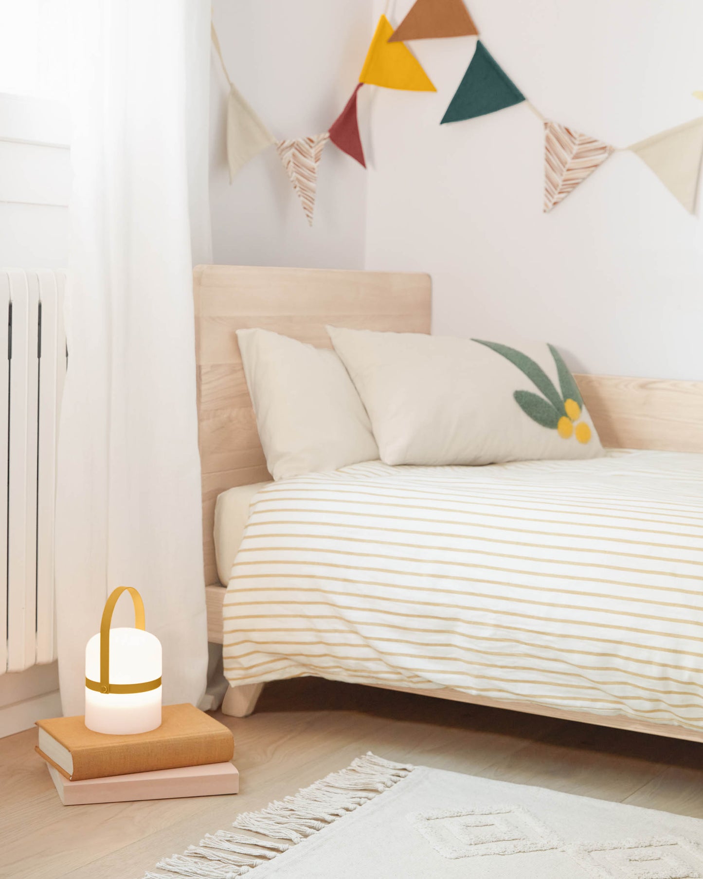 Lampada da tavolo LED Mini Ridley senape