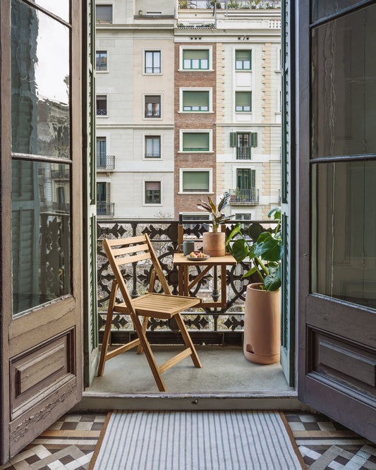 Tavolo pieghevole da balcone Amarilis in legno massiccio di acacia 50 x 70 cm