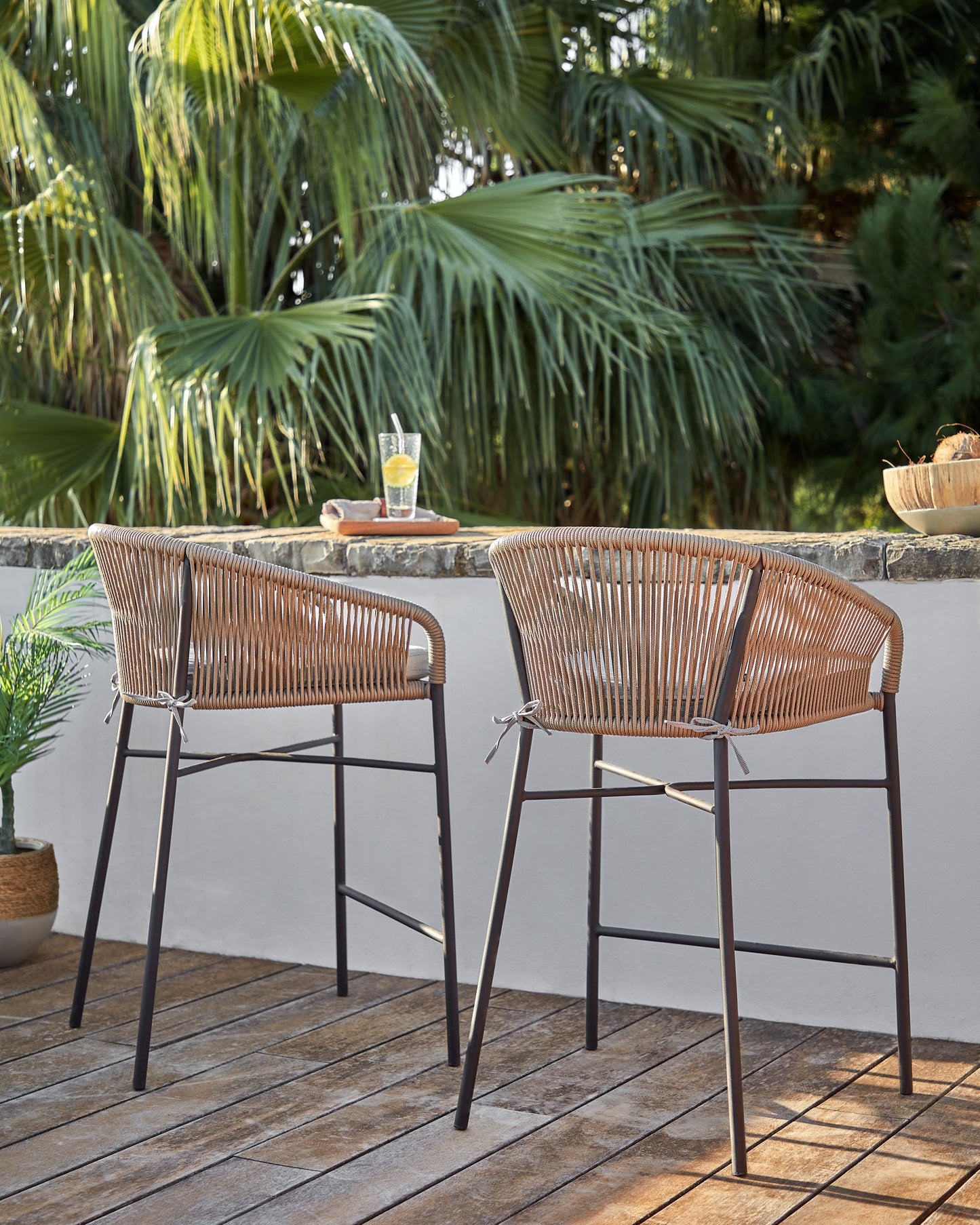 Sgabello Yanet in corda beige altezza 80 cm