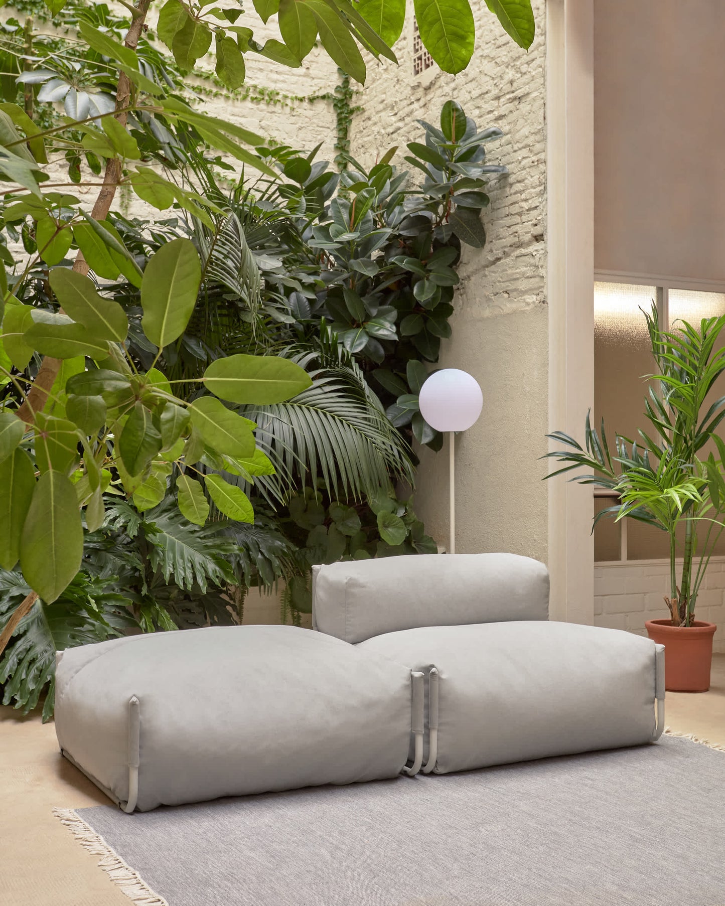 Pouf divano modulare Square grigio chiaro e alluminio bianco 101 x 101 cm