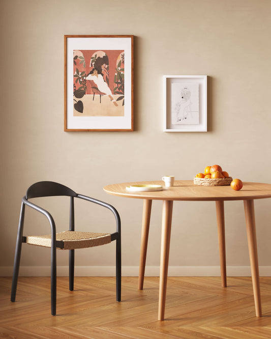 Sedia Nina in legno massello di acacia finitura nera e corda di carta beige