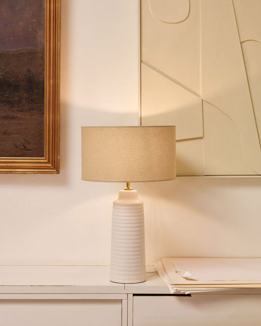 Lampada da tavolo Mijal in ceramica finitura bianca