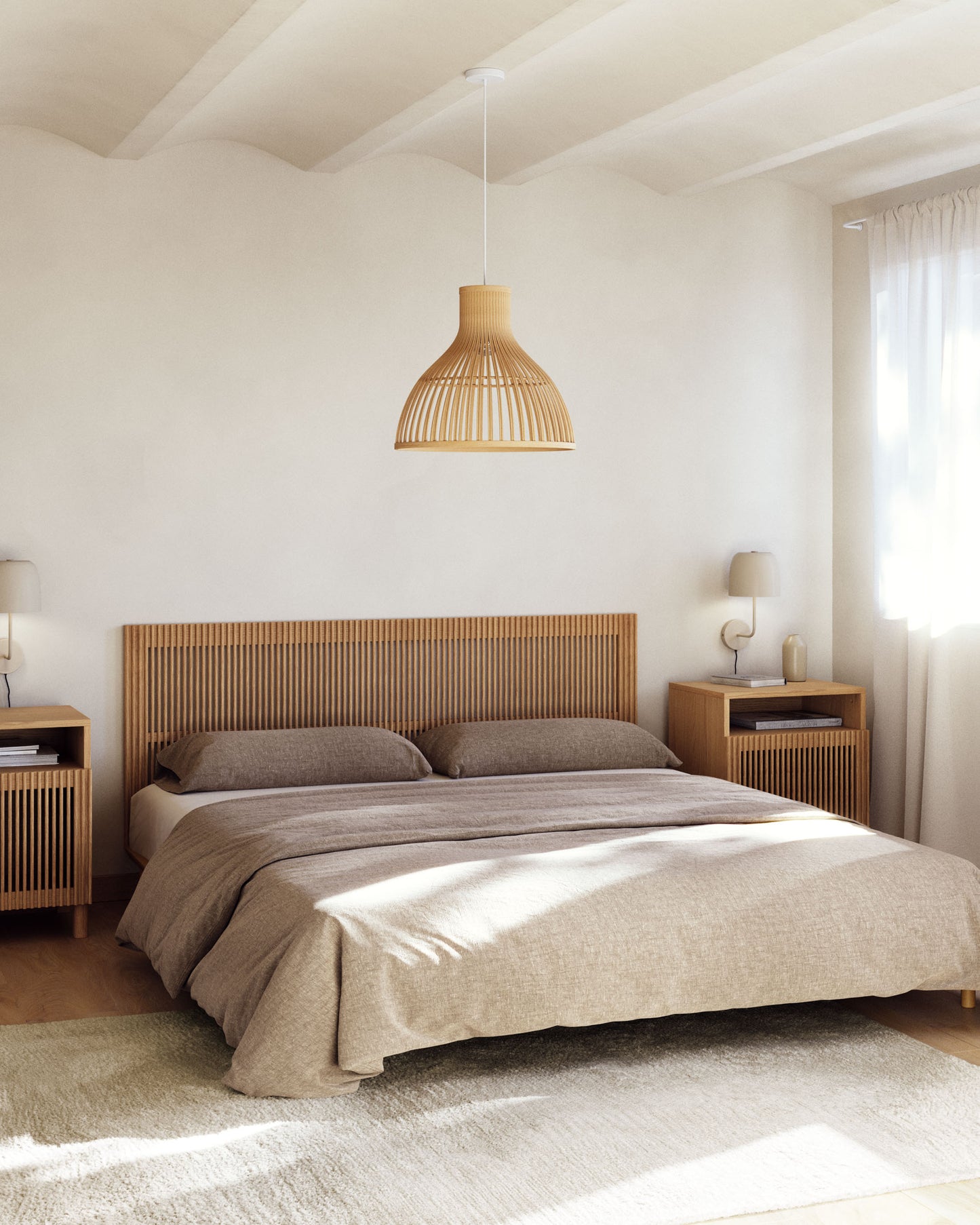 Testiera Beyla in legno massiccio di frassino per letto da 180 cm