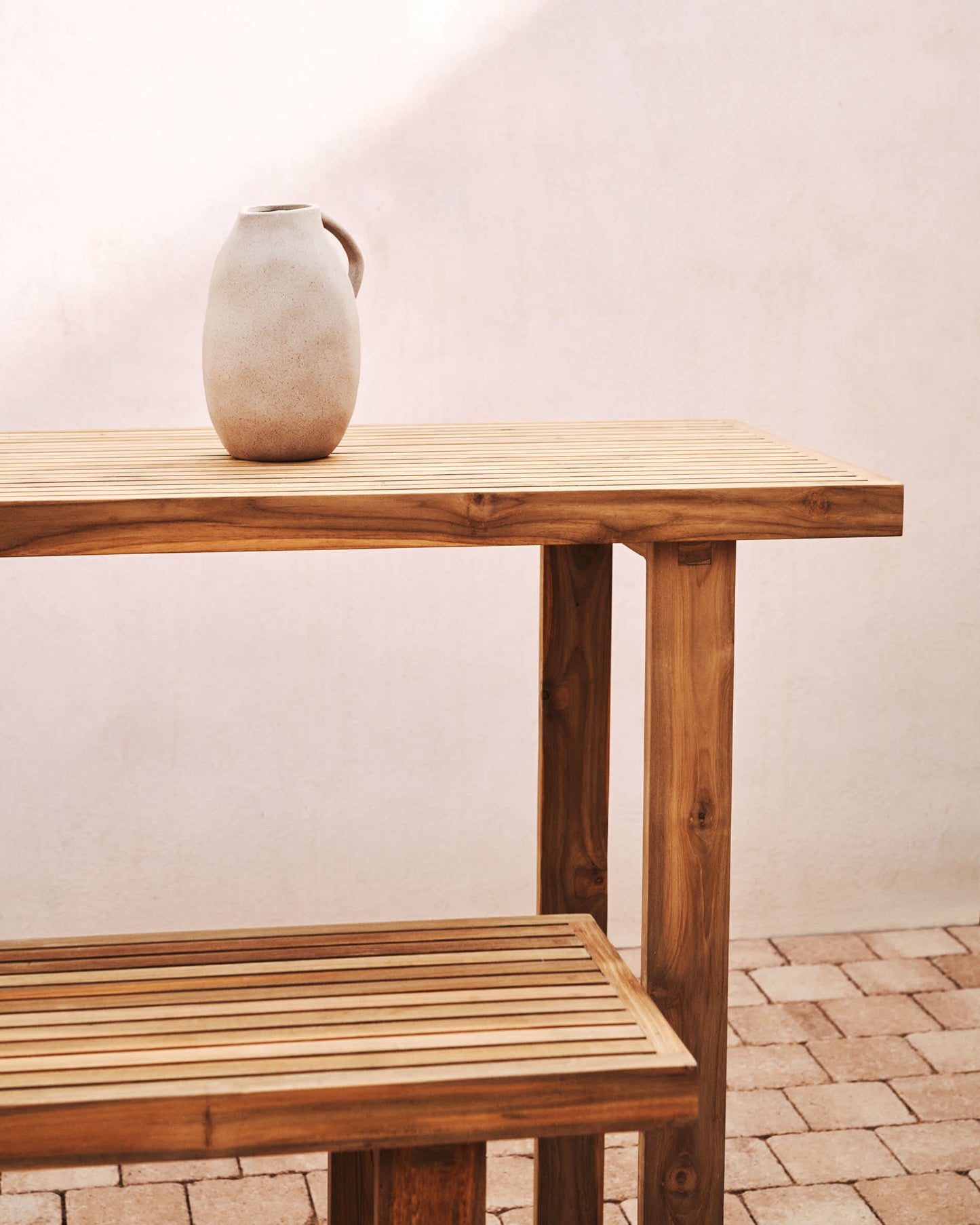 Tavolo alto Canadell in legno massiccio di teak riciclato 140 x 70 cm