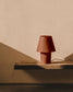 Lampada da tavolo Canapost in metallo verniciato color terracotta