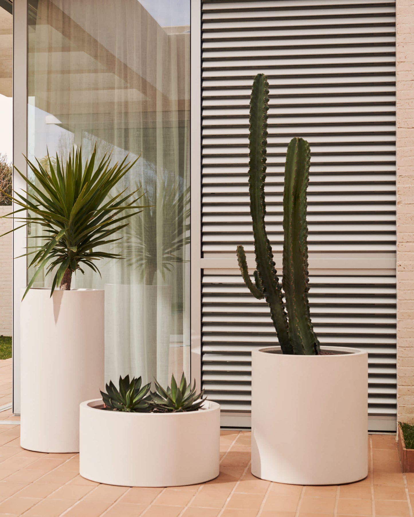 Vaso Aiguablava in cemento bianco Ø 62 cm