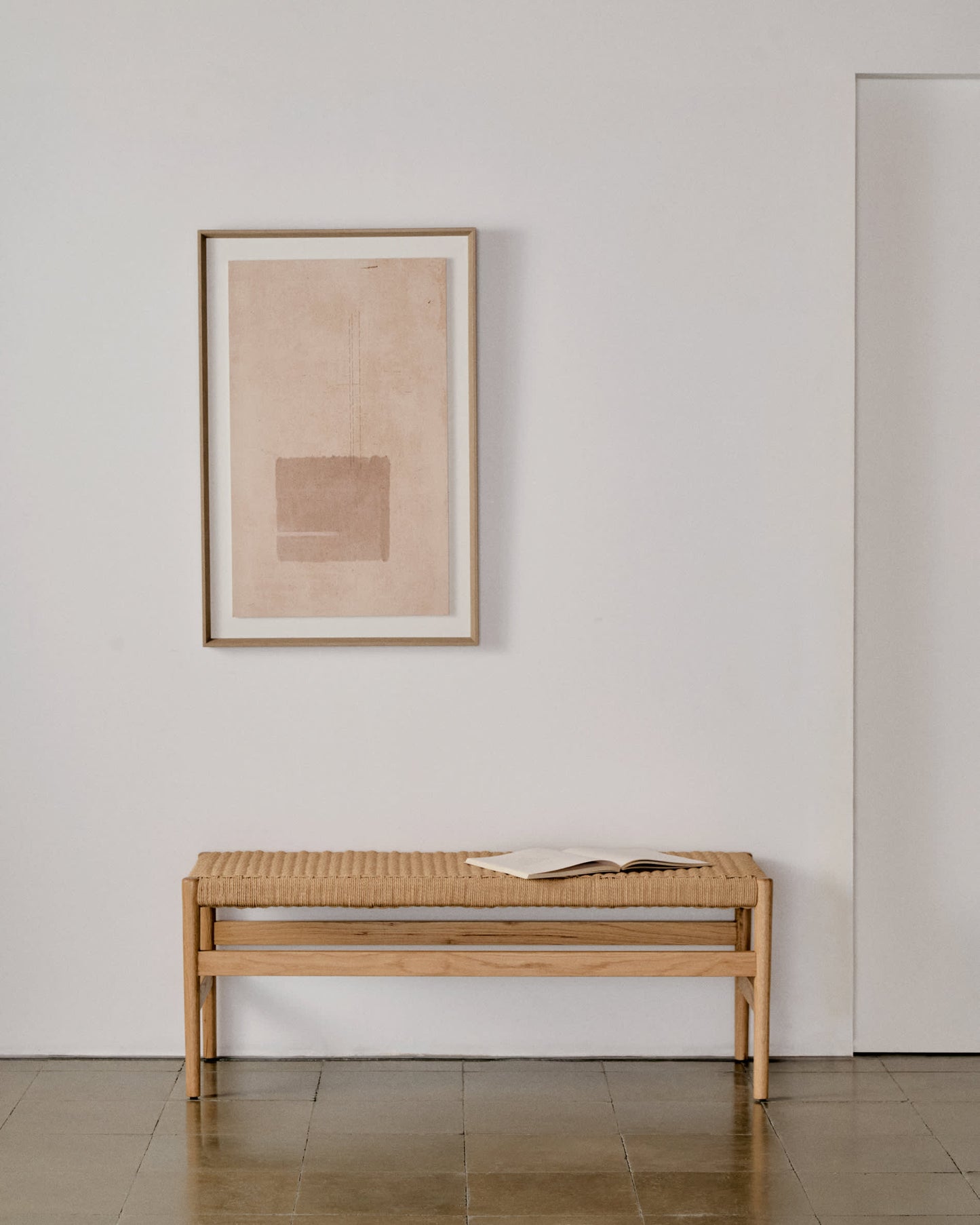 Panca Zaide in legno massiccio di rovere con finitura naturale e seduta in corda 120 cm