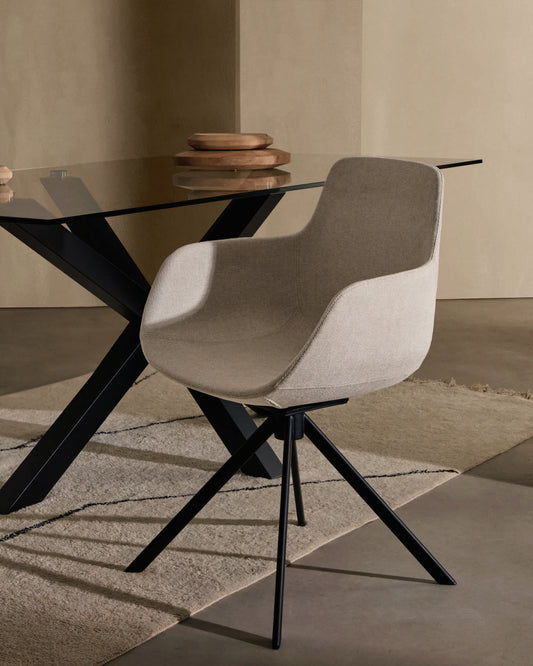 Sedia girevole con ritorno automatico Tissiana di ciniglia beige e alluminio nero opaco