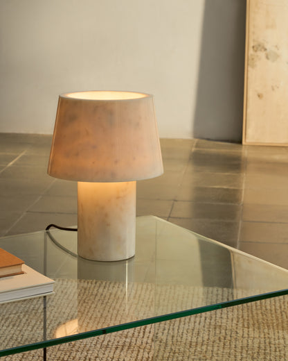 Lampada da tavolo Alaro in marmo bianco