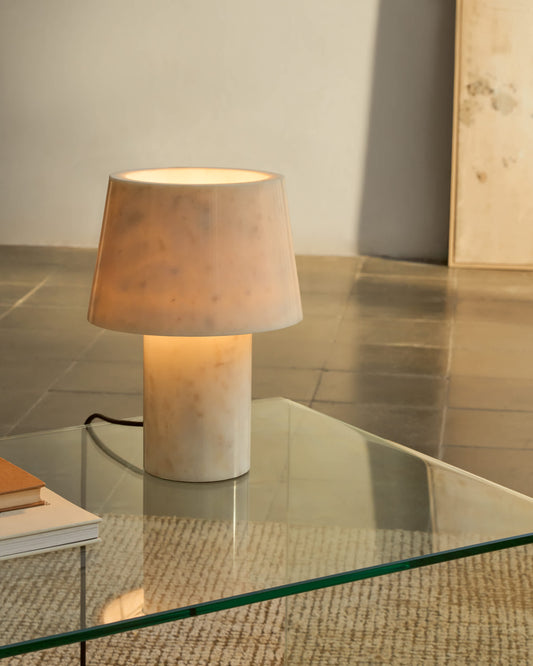 Lampada da tavolo Alaro in marmo bianco